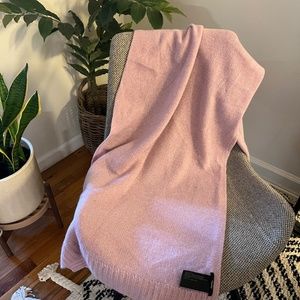 Theory Oversized Cashmere Scarf